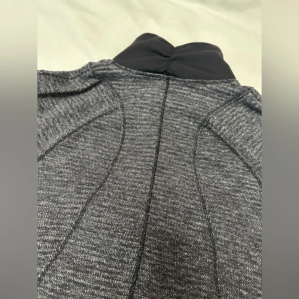 Lululemon Runderful 1/2 Zip